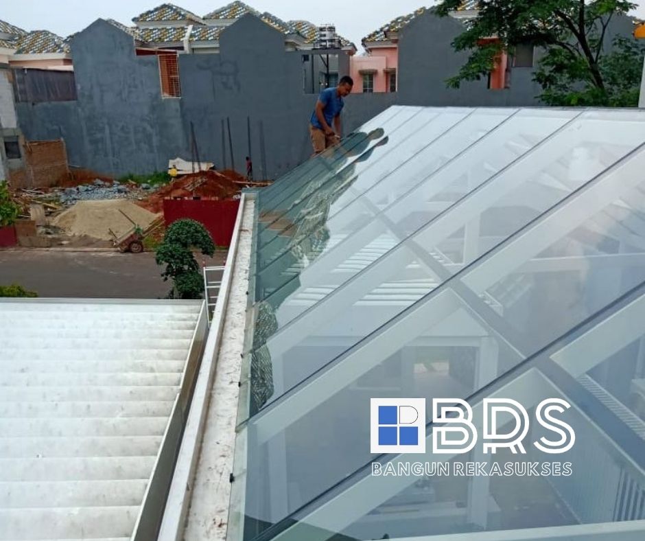 Keunggulan Atap Kaca Tempered